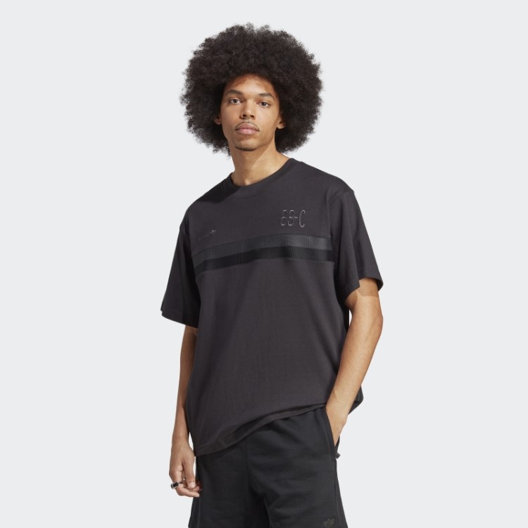 83-c Camiseta Adidas Preta