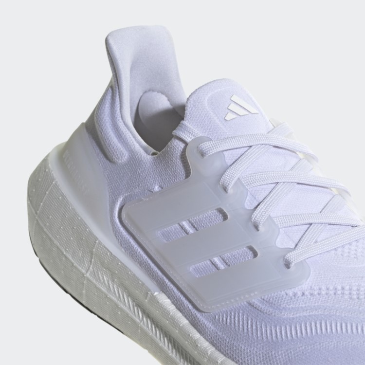 Tênis Branco Adidas Ultraboost Leve
