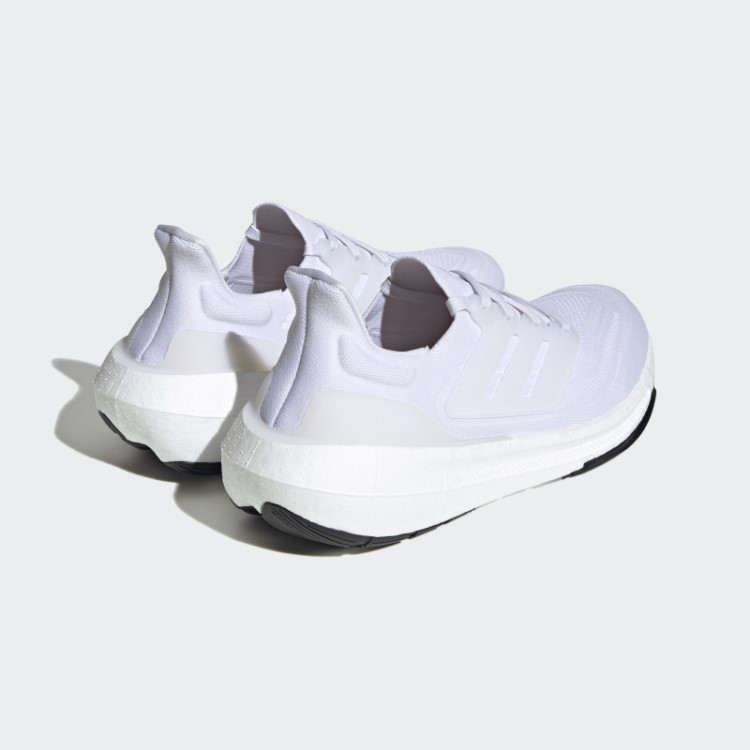 Tênis Branco Adidas Ultraboost Leve