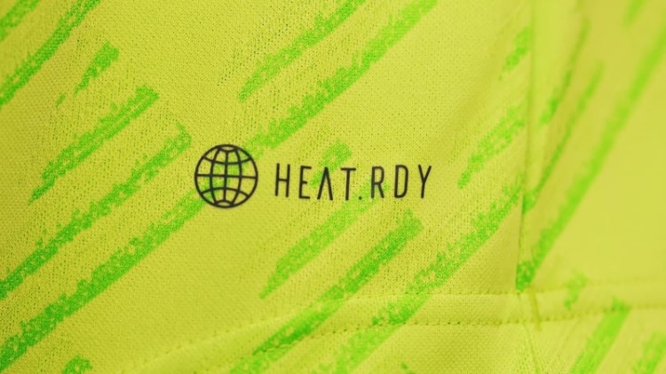 Adidas Manchester United 22/23 Terceira Camisa Autêntica Slime