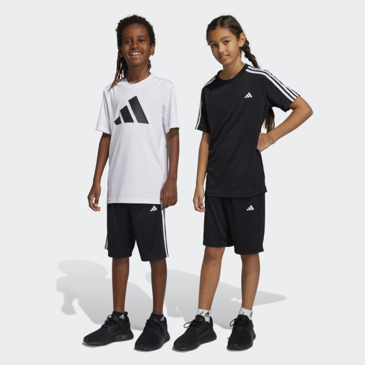Bermuda Regular Preta Com As Três Listras Aeroready E Trem Essencial Adidas