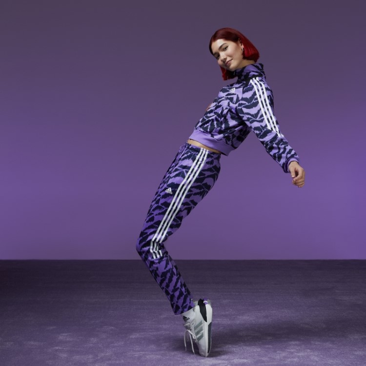 Blusa Violeta Adidas Tiro Suit Up Lifestyle