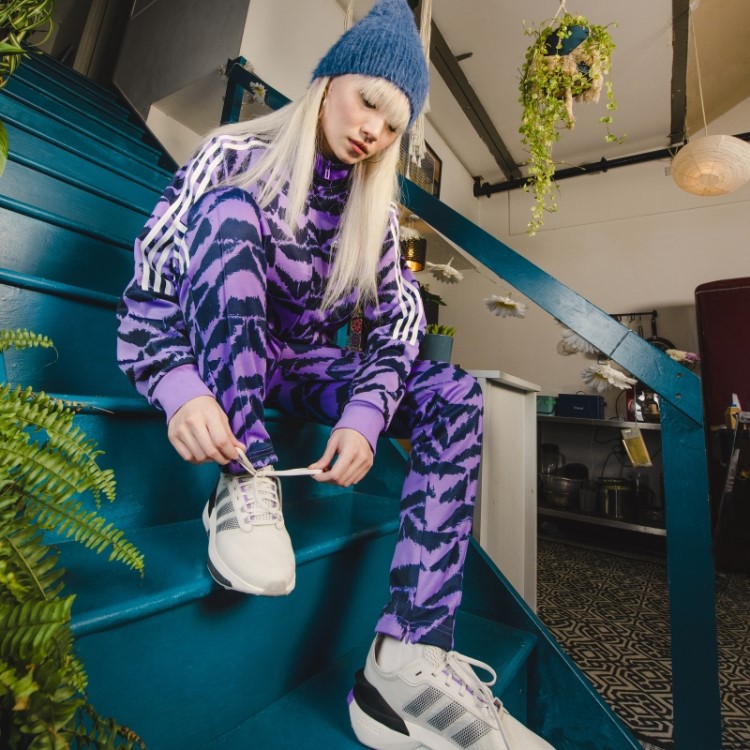 Blusa Violeta Adidas Tiro Suit Up Lifestyle