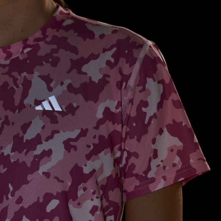 Tenha A Camiseta De Corrida Camuflada The Run Rosa Adidas