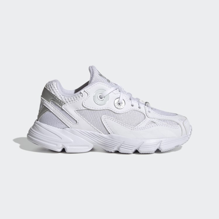 Sapatos Adidas Astir Prata