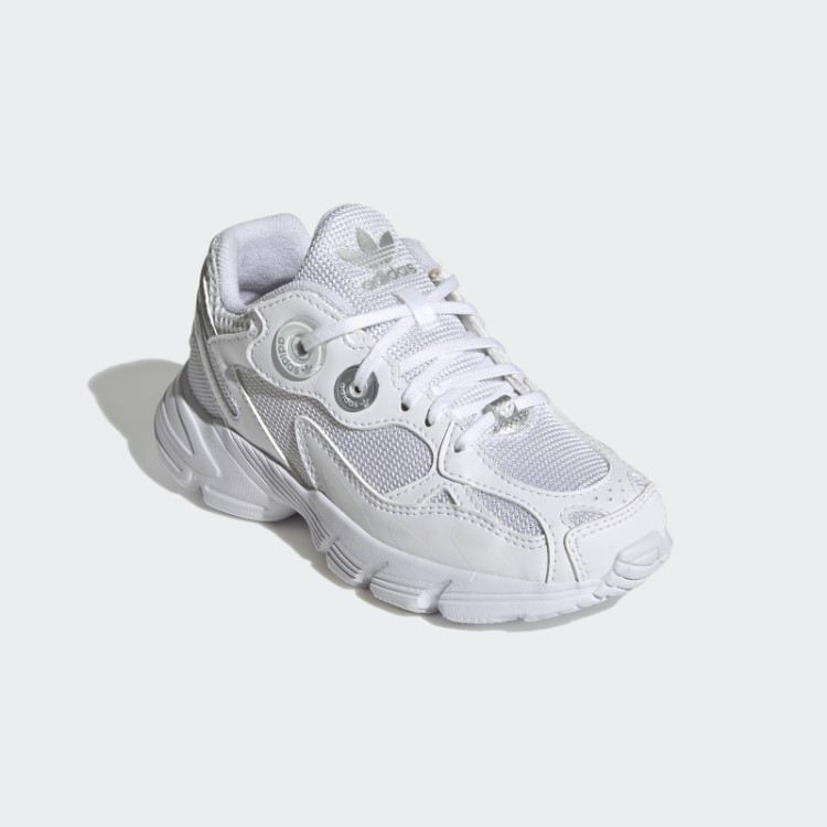 Sapatos Adidas Astir Prata