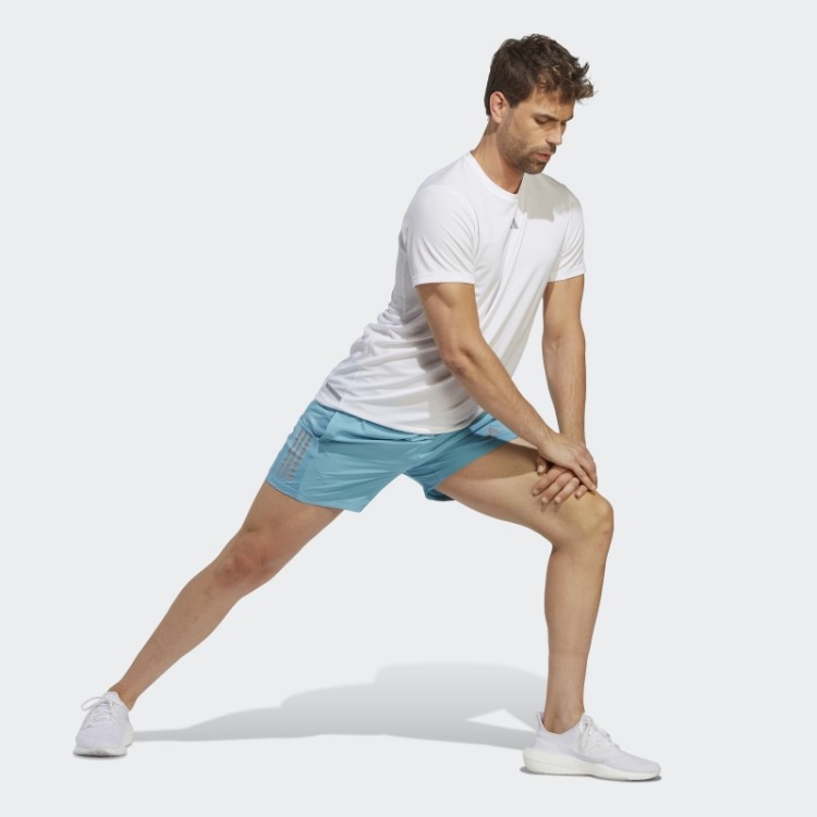 Moda Adidas Possui Shorts De Corrida Prata