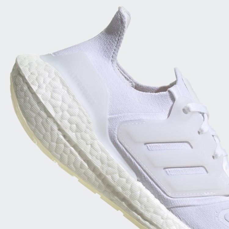 Tênis Branco Ultraboost 22 Adidas