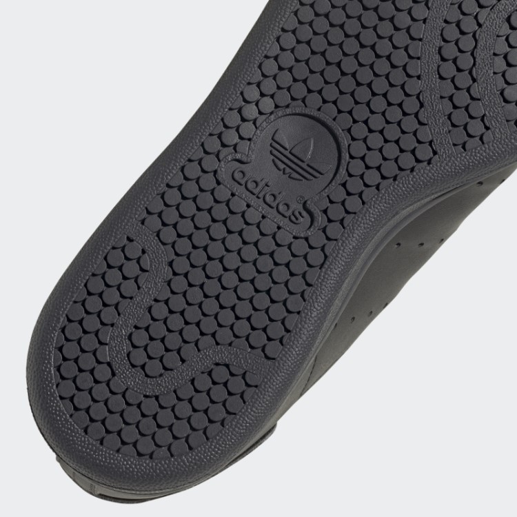 Tênis Preto Adidas Stan Smith