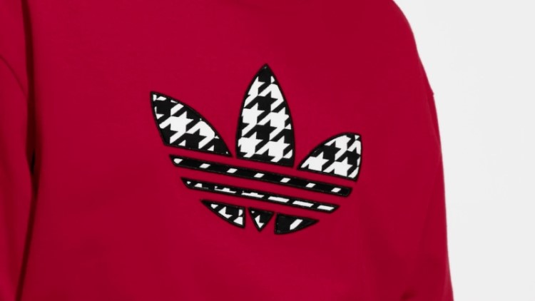 Camiseta Adidas Scarlet Originals Com Detalhe De Trevo Houndstooth