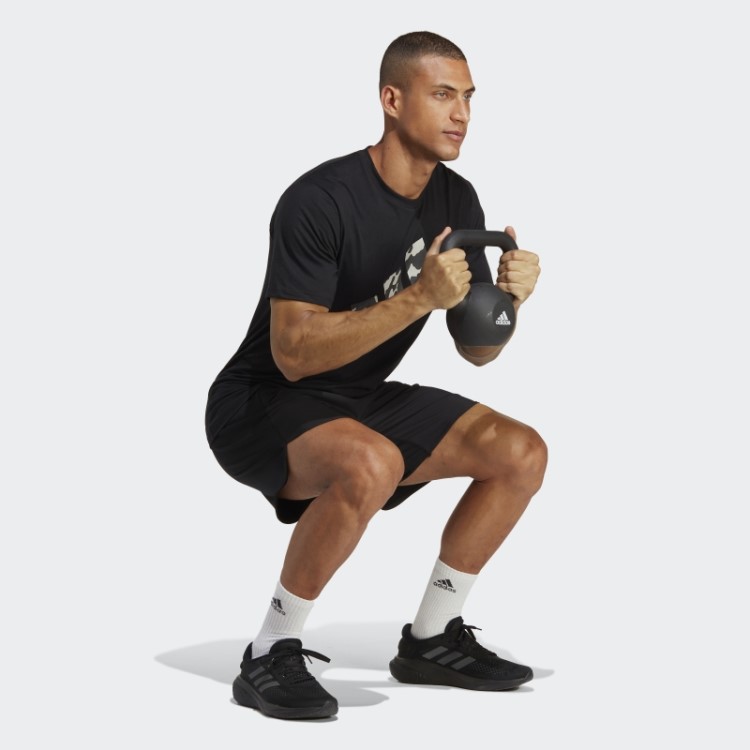 Camiseta De Treino Com Logo Sazonal Train Essentials Preta Adidas