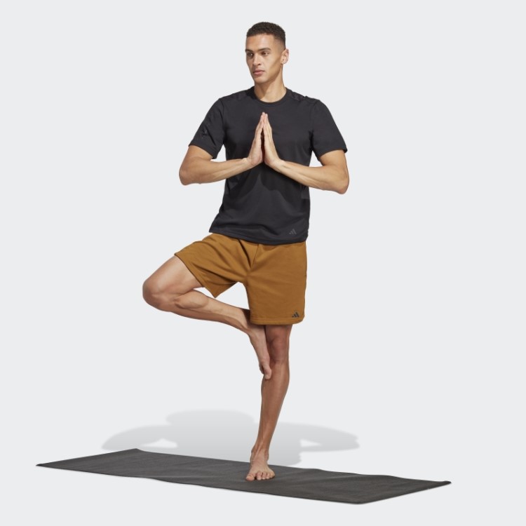 Camiseta De Treino Base De Yoga Adidas Preta