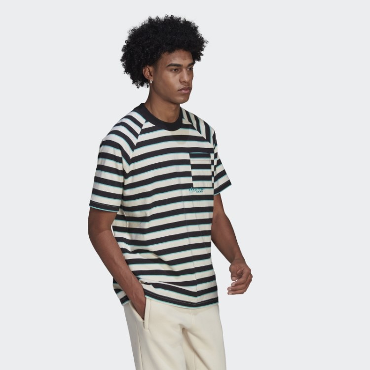 Camiseta Com Bolso Listrada Preta Adidas