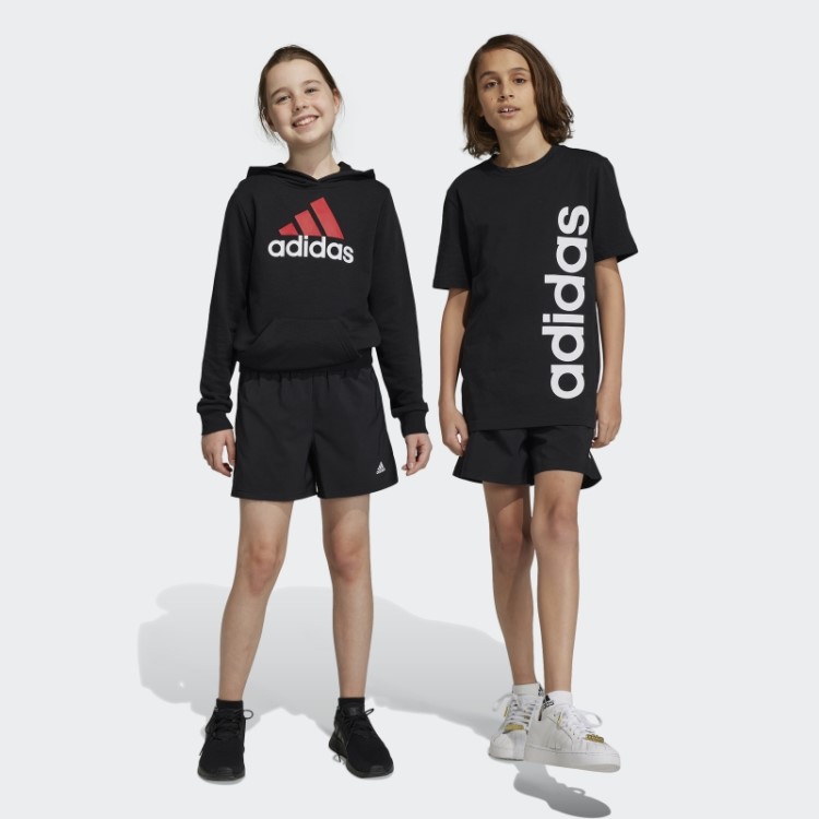 Bermuda Chelsea Preta Adidas Essentials Com Logo Pequeno
