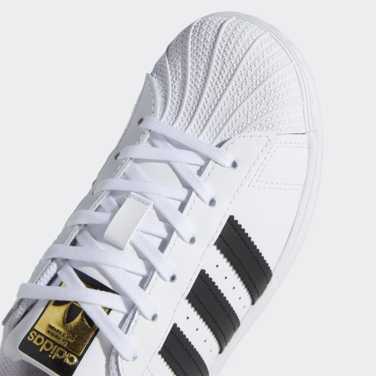 Tênis Adidas Superstar Preto Estiloso