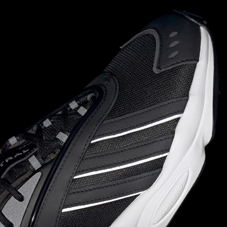 Sapatos Adidas Oztral Prata