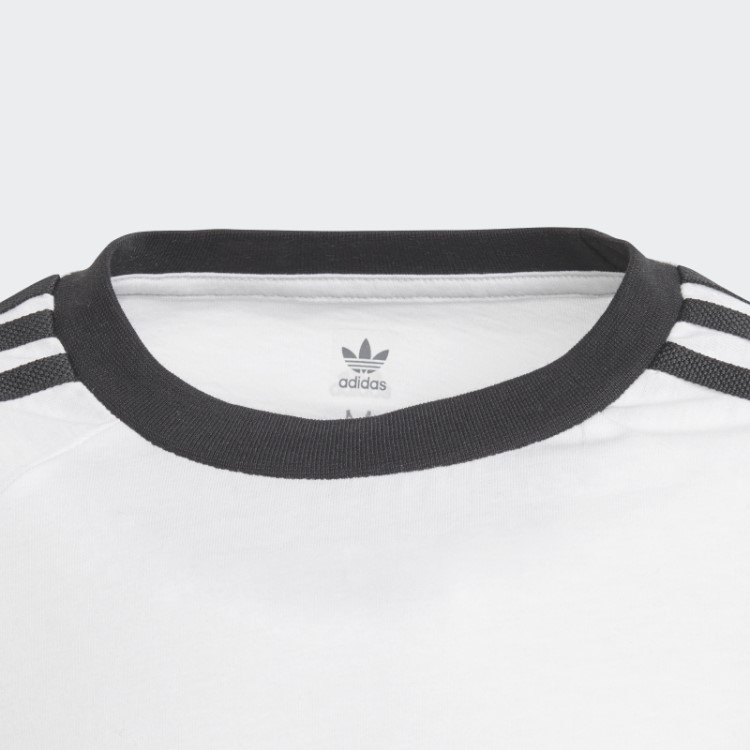 Camiseta Branca Com As Três Listras Adidas