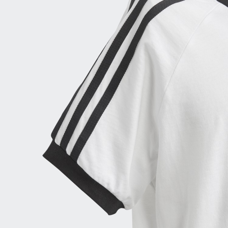 Camiseta Branca Com As Três Listras Adidas