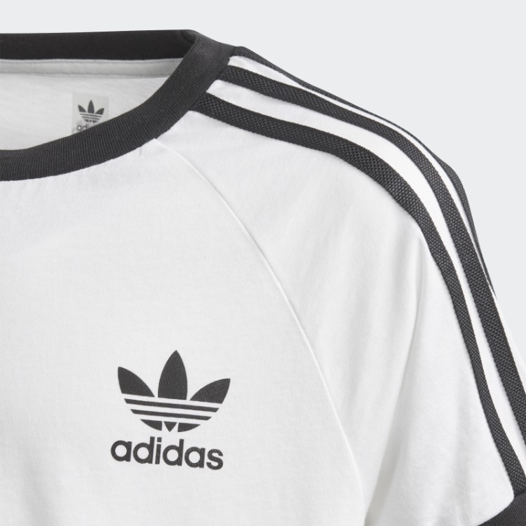Camiseta Branca Com As Três Listras Adidas