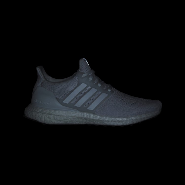 Elegante Tênis Adidas Ultraboost 1.0 Branco