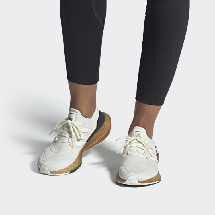 Ultraboost De Tonalidade Branca 22 Feito Com Sapatos Da Natureza Adidas