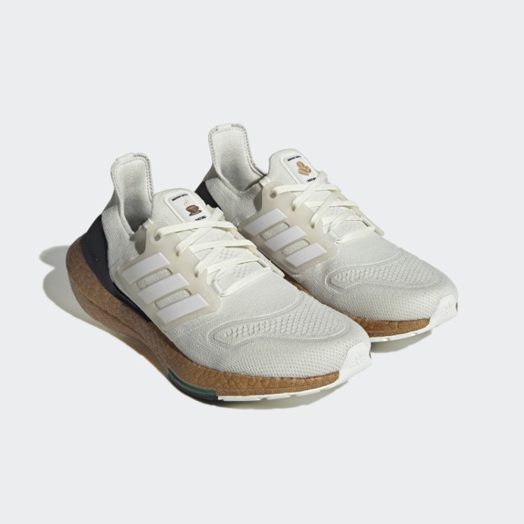 Ultraboost De Tonalidade Branca 22 Feito Com Sapatos Da Natureza Adidas