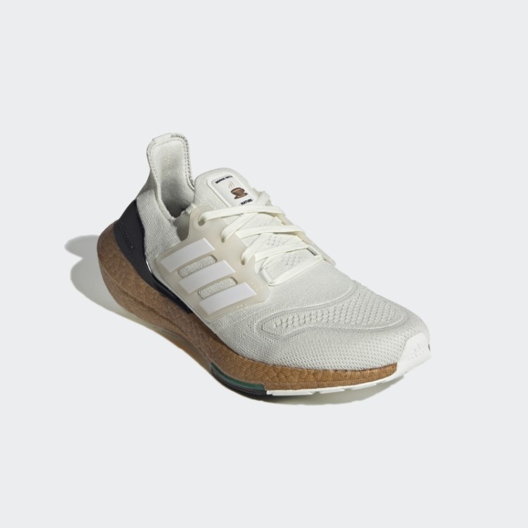 Ultraboost De Tonalidade Branca 22 Feito Com Sapatos Da Natureza Adidas