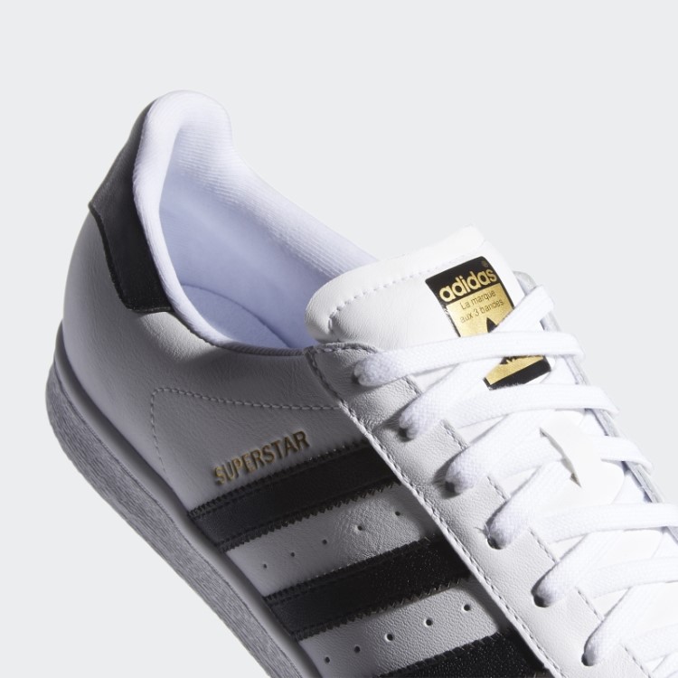 Tênis Branco Adidas Golf Superstar Com Tachas