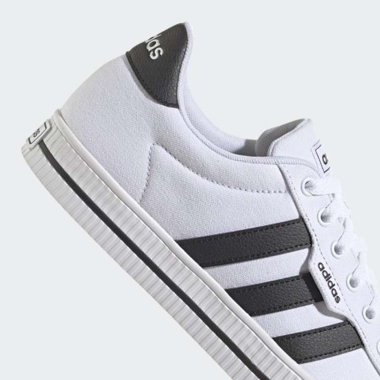 Tênis Branco Adidas Daily 3.0