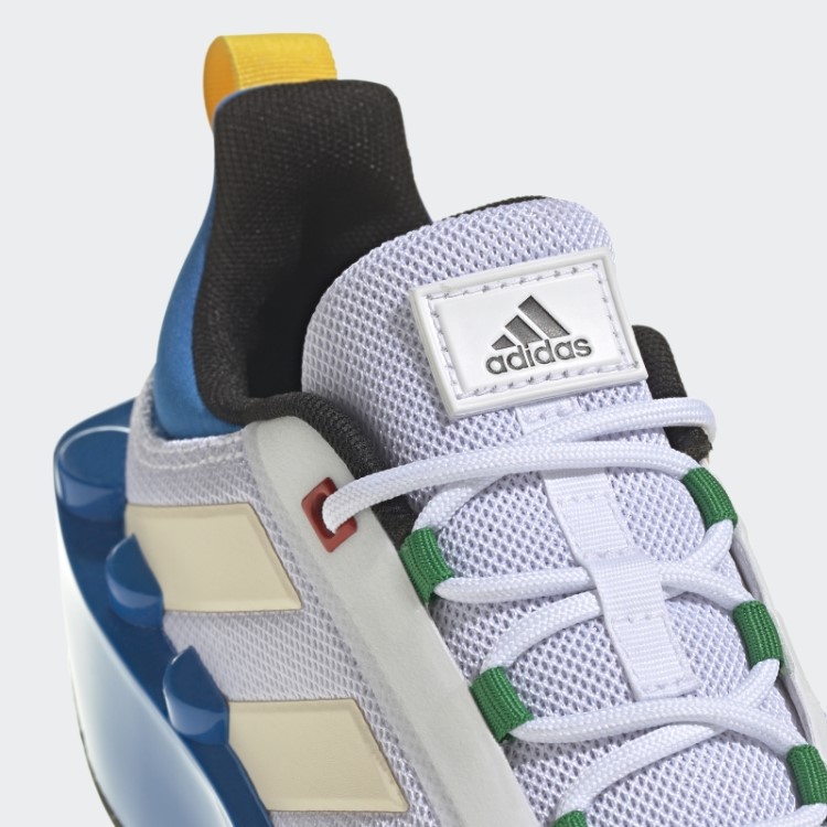 Sapatos Brancos Adidas X Lego Tech Rnr Quentes
