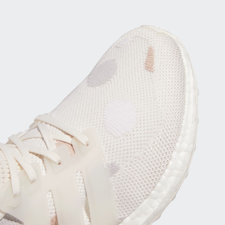 Tênis Adidas Ultraboost 5.0 Dna Prata Quente