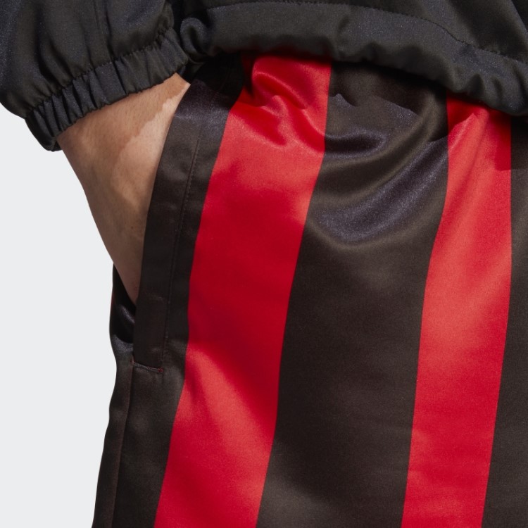 Shorts De Cetim Escarlate Adidas