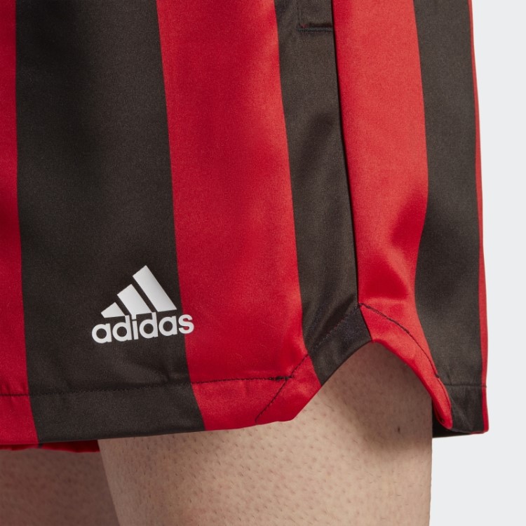 Shorts De Cetim Escarlate Adidas