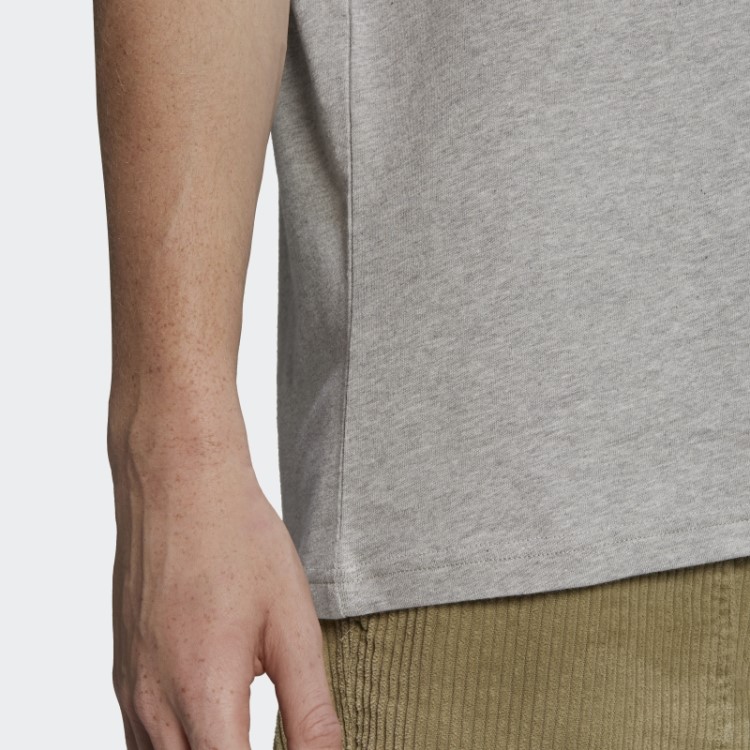 Camiseta Com Logo De Futebol Adidas Cinza Médio