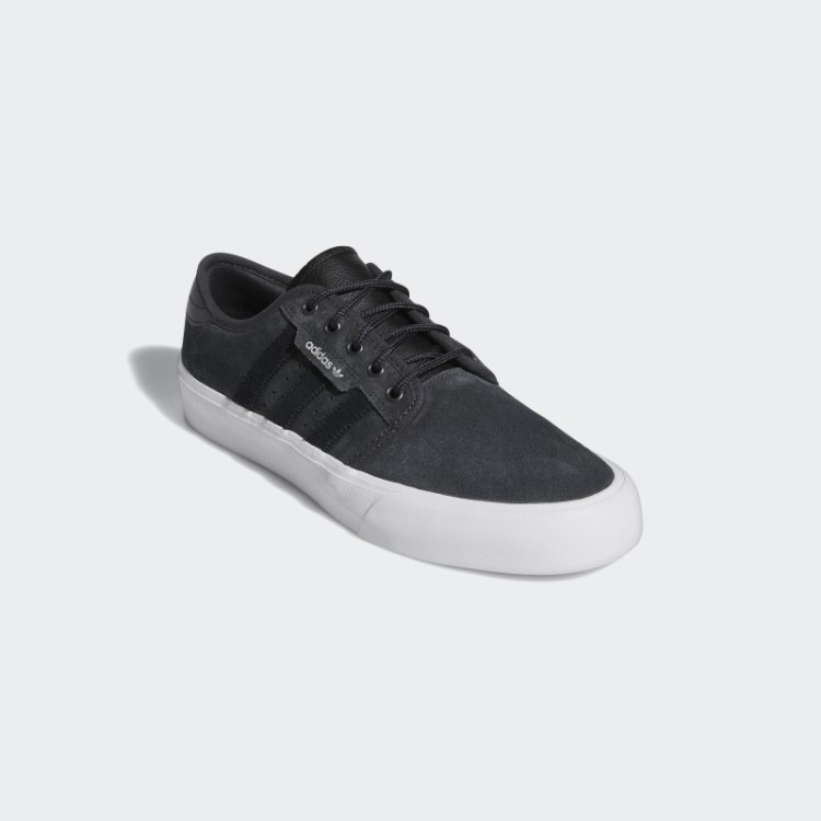 Sapatos Brancos Adidas Seeley Xt Moda
