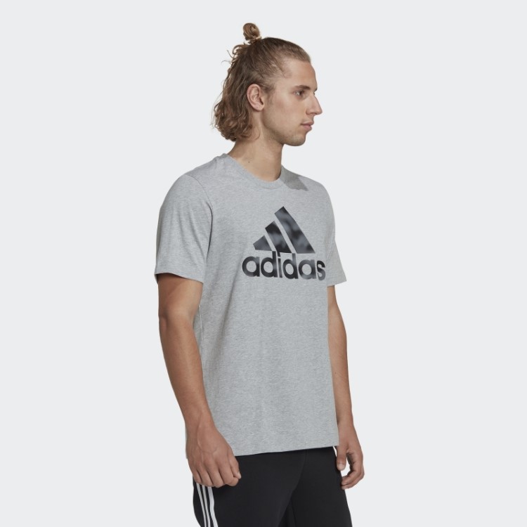 Essentials Camiseta Com Estampa Camuflada Cinza Médio Adidas