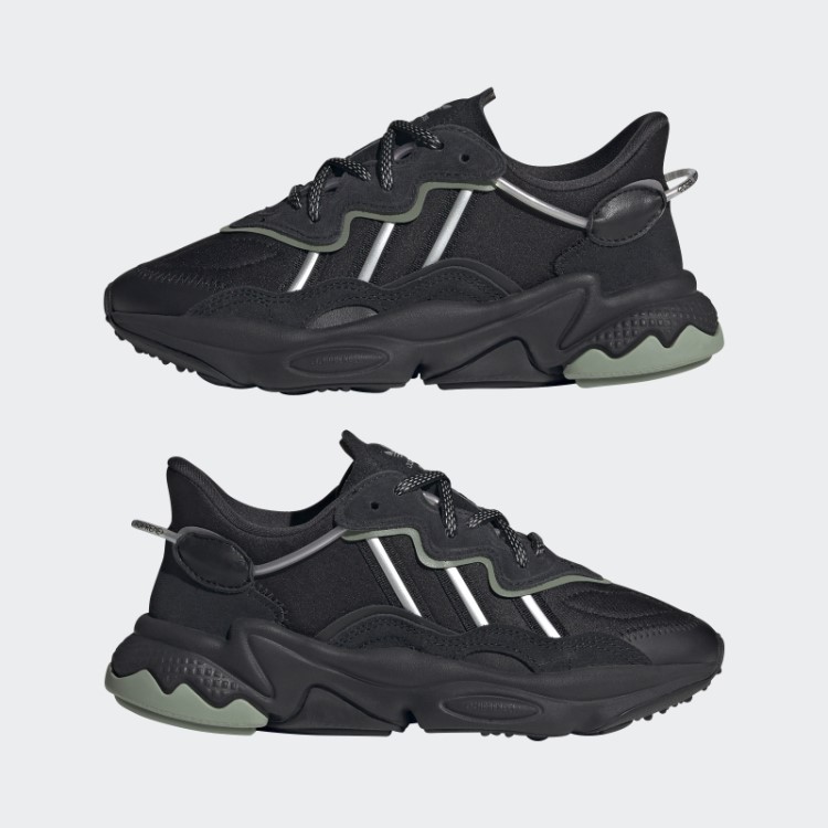 Sapatos Adidas Ozweego Prata Elegante