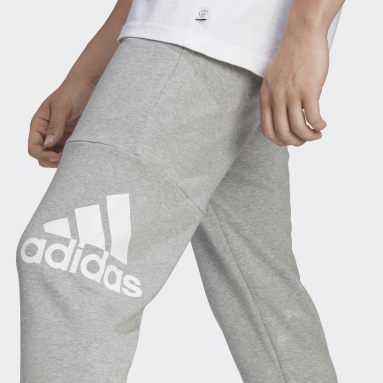 Calça Adidas Essentials French Terry Com Punho Cônico E Logo Cinza Médio