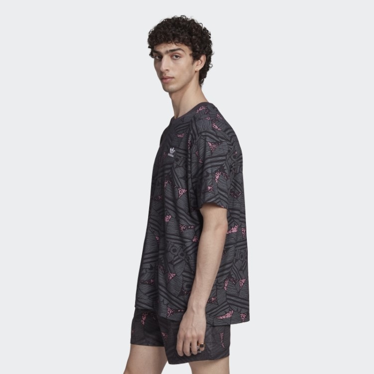 Camiseta Rekive Preta Com Estampa De Trevo Preto Adidas