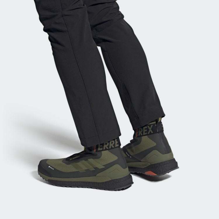 Botas De Caminhada Adidas Terrex Free Hiking Cold.Rdy Olive