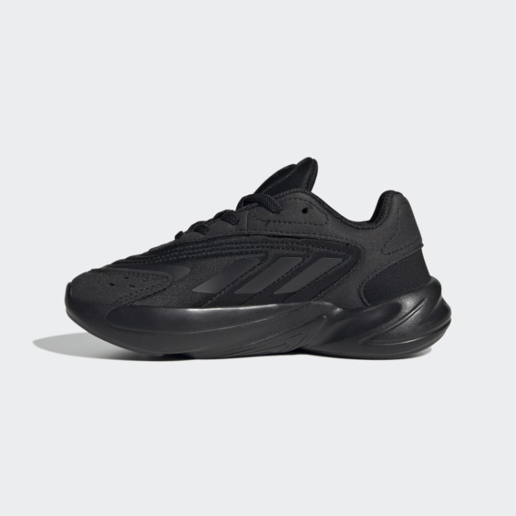 Tênis Preto Ozelia Adidas