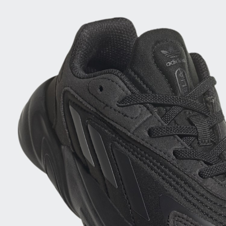 Tênis Preto Ozelia Adidas