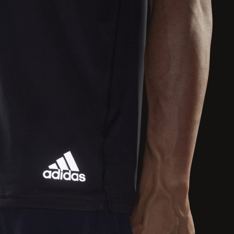 Camiseta Preta Adidas Run It