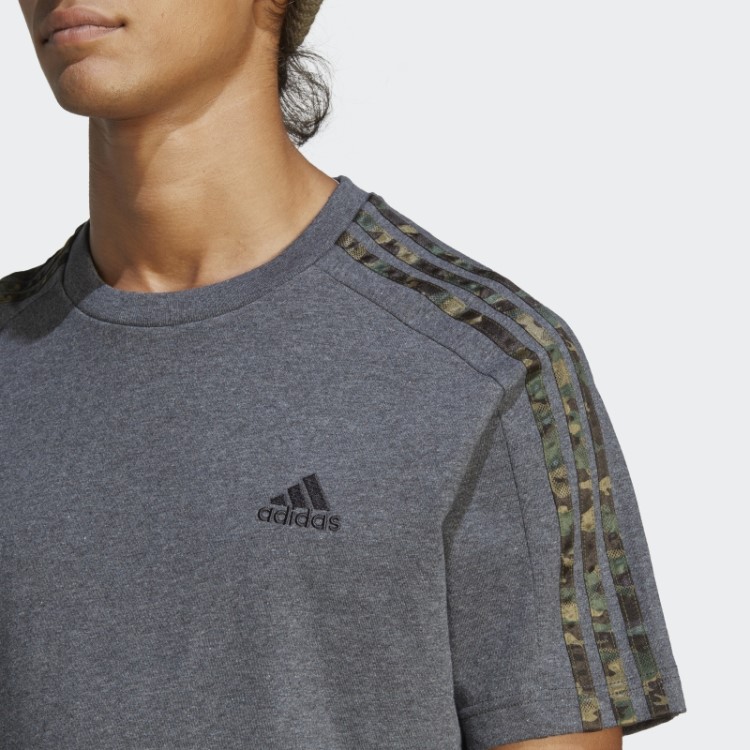 Camiseta Cinza Escuro Mescla Adidas Essentials Com As Três Listras