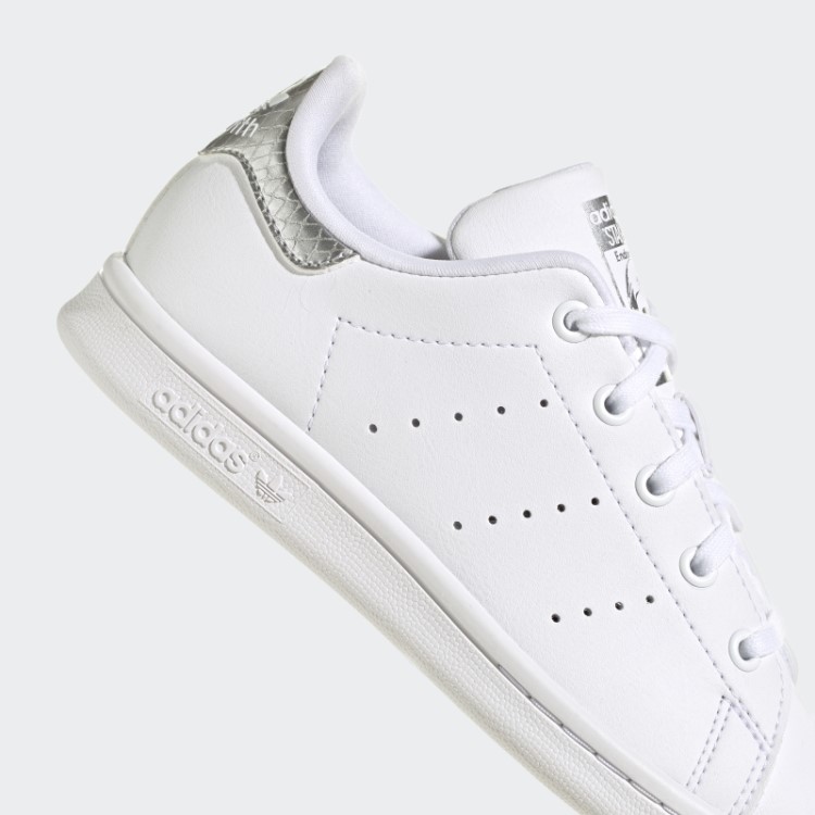 Sapato Adidas Stan Smith Prata