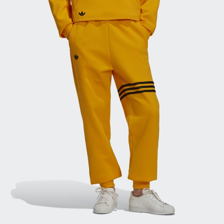 Jogger Adicolor Neuclassics Dourado Adidas