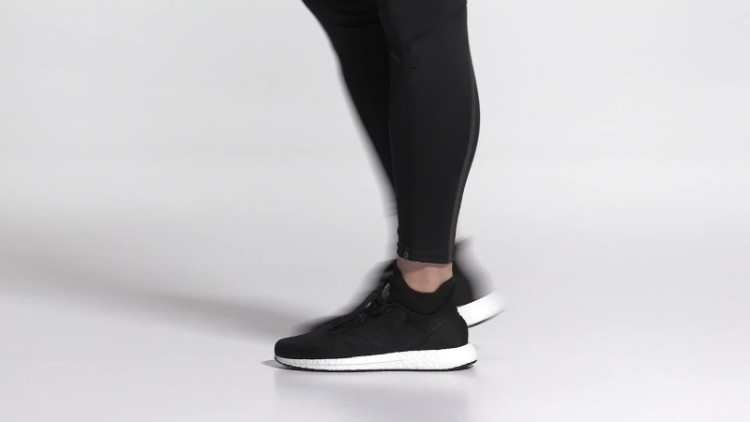 Tênis De Corrida Adidas Ultraboost Preto Feito Para Ser Refeito