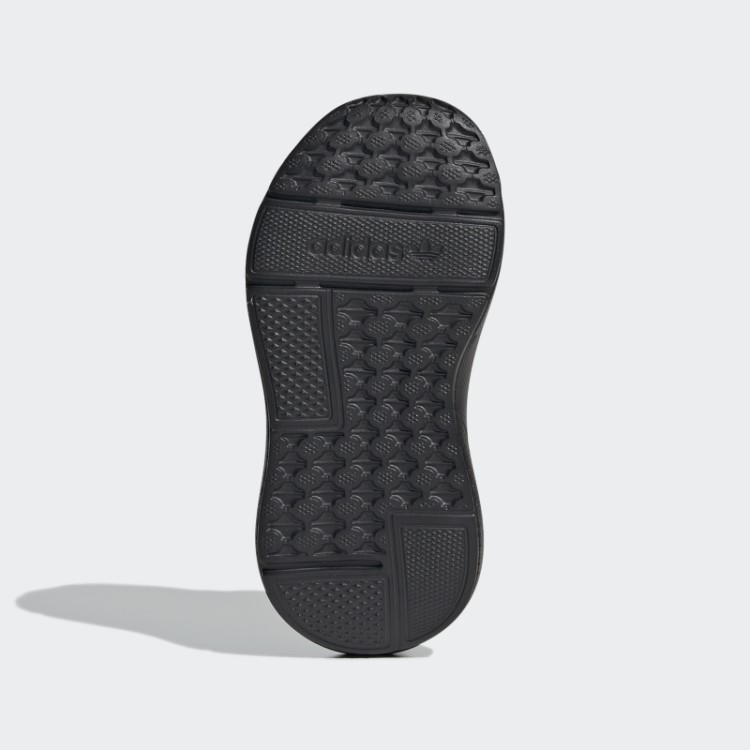 Tênis Branco Adidas Swift 22