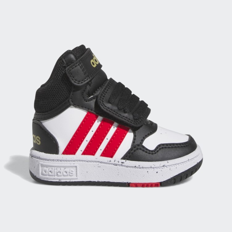 Elegantes Sapatos De Basquete Adidas Pretos Médios