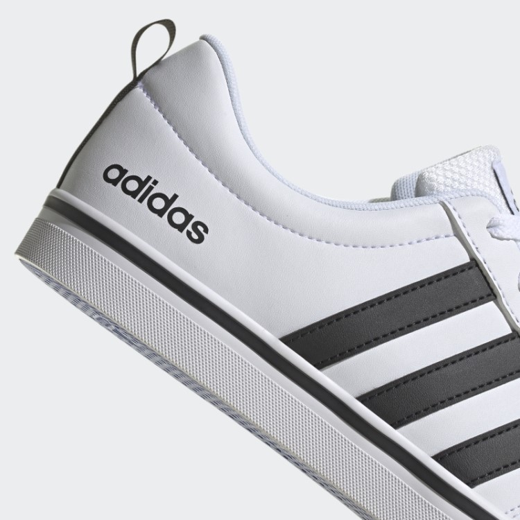 Adidas White Vs Pace 2.0 Com As 3 Listras Nobuck Sintético Da Marca
